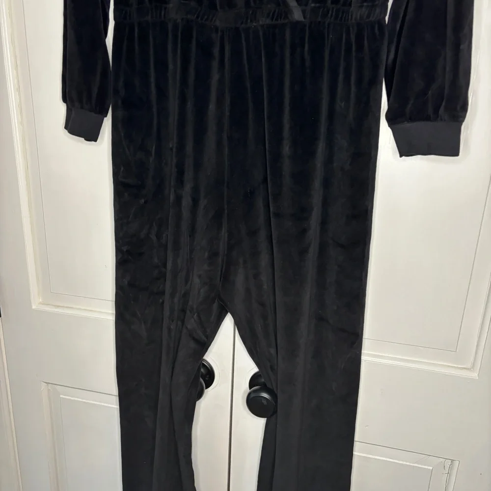 Suzie Kondi Selvi Black Velour Velvet V Neck Long‎ Sleeve Jumpsuit Size XL Wrap